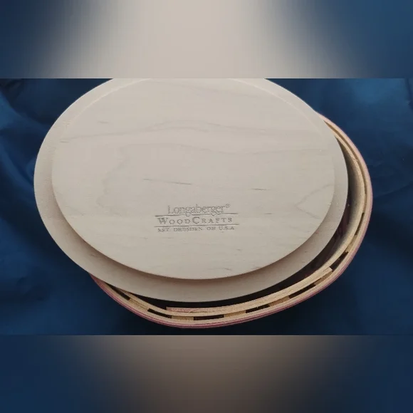 Longaberger 2003 American Cancer Society Cream and Pink Woven Basket with Lid - Picture 2 of 5